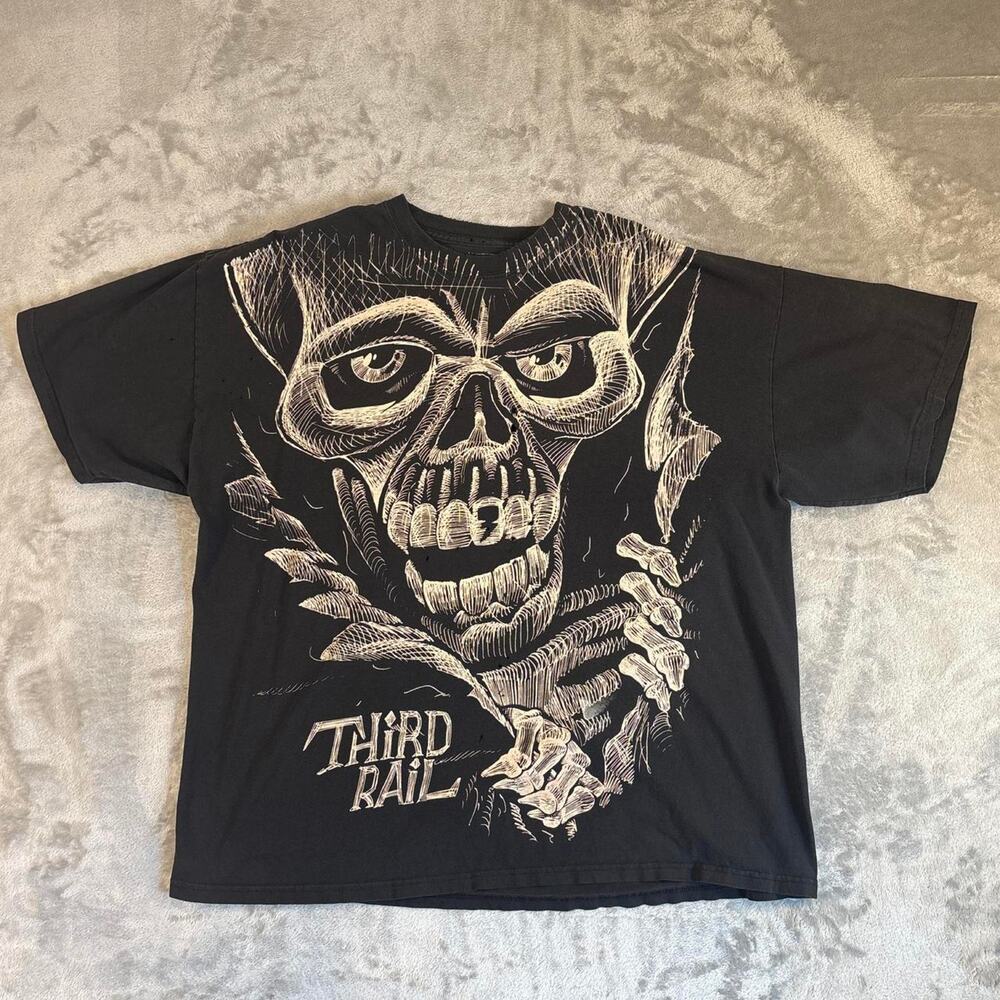 Y2K Third Rail Skull Graphic T Shirt Mens Size XXL Black Punk Goth Streetwear